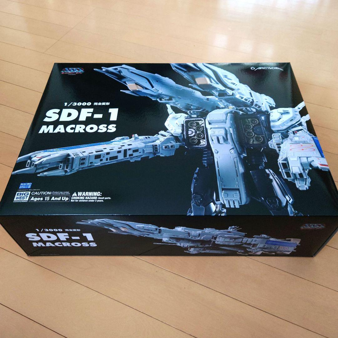 Macross マクロス 1/3000 完全変形 SDF-1