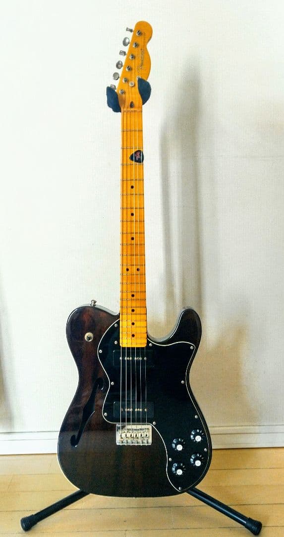 ギター Fender Telecaster Thinline Deluxe Fender Modern Player Telecaster Thinline Deluxe - Black