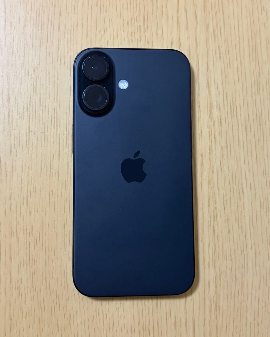 【中古】iPhone 16 ブラック 128GB バッテリー100% iPhone 16 バッテリー容量100％ SIMフリー 256GB 6.1インチ A18チップ