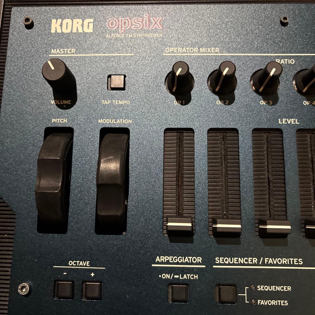 美品】korg opsix mk1 純正ソフトケース付き - メルカリ
