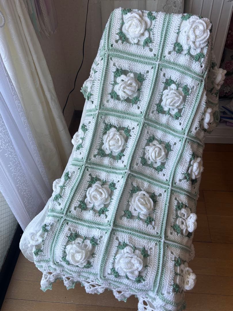 ハンドメイド 薔薇 モチーフ ブランケット 白 リボン Amazon｜バラの花束ブランケット素材キットかぎ針編みの花手作り完成品