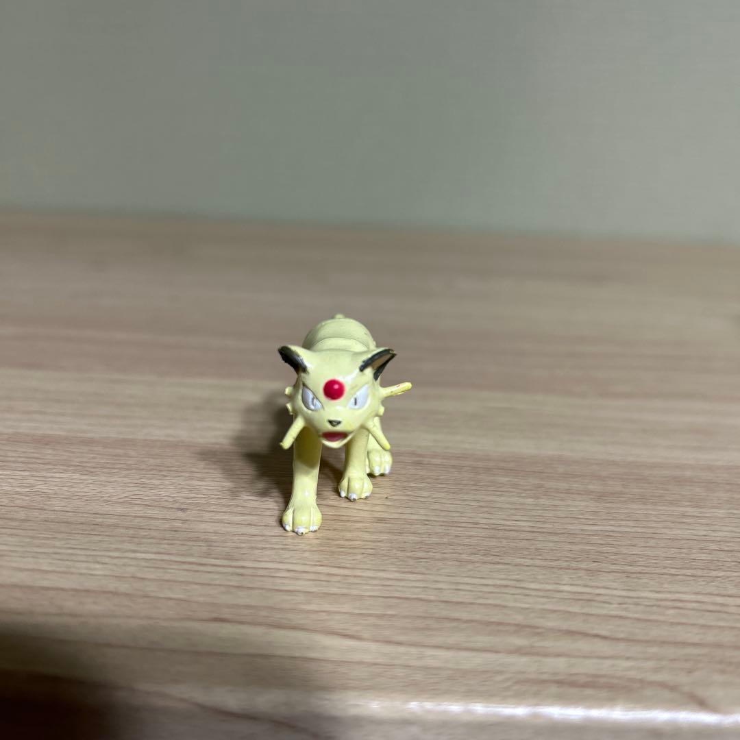 ☆ヒゲが折れてます☆ ポケモン モンコレ 初期 - メルカリ