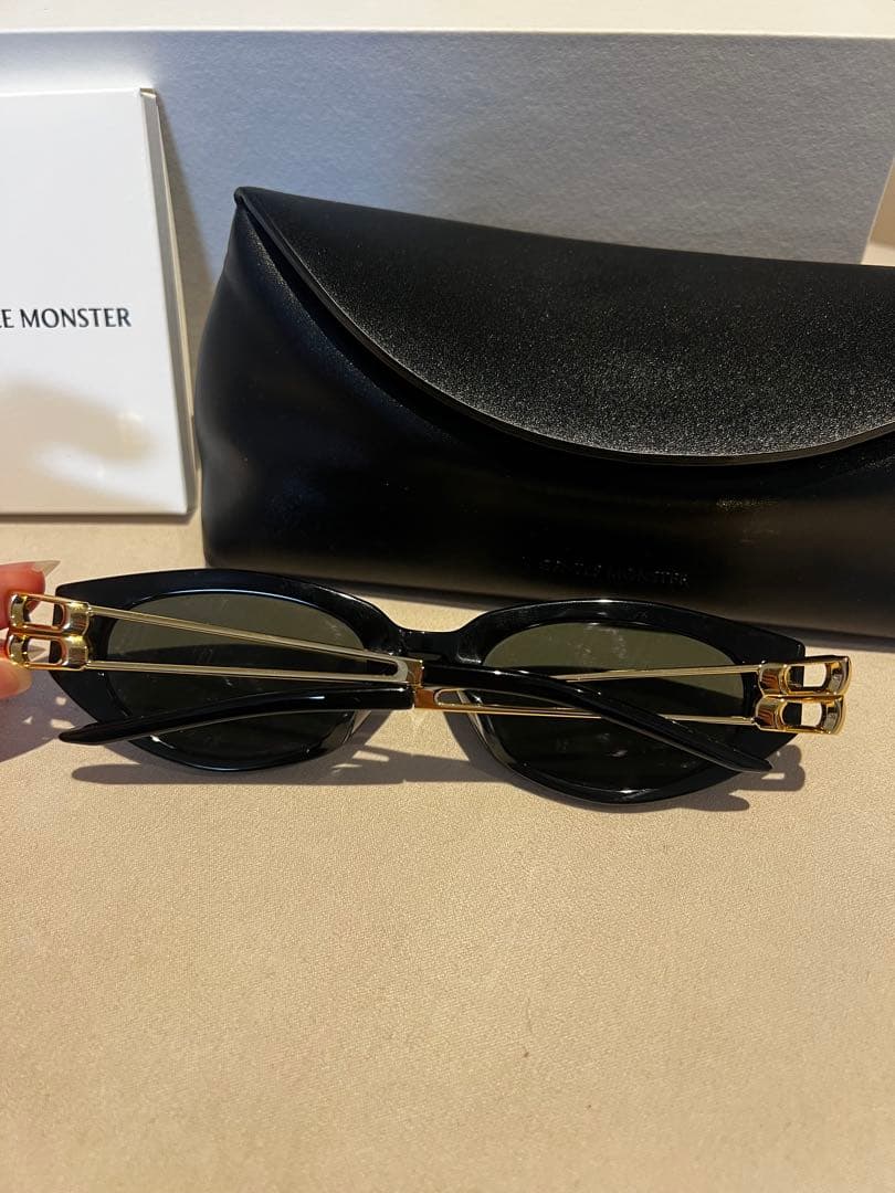 保証書付】ジェントルモンスター サングラス Kunst 01GD - メルカリ