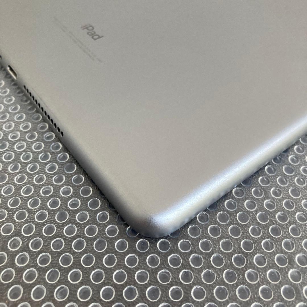 96 電池良好☆比較的美品☆iPad6 第6世代 32GB WIFIモデル