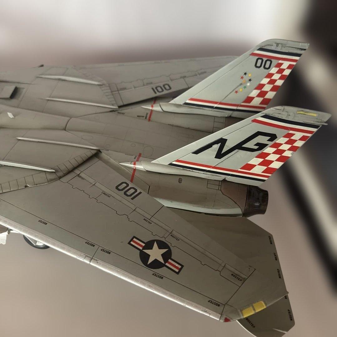 1/32 F-14 トムキャット 完成品