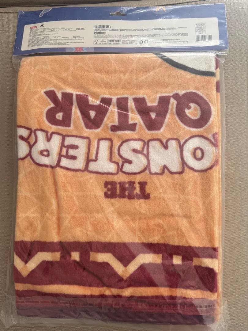 POPMART QATARオープン記念 限定ラブブブランケット - メルカリ