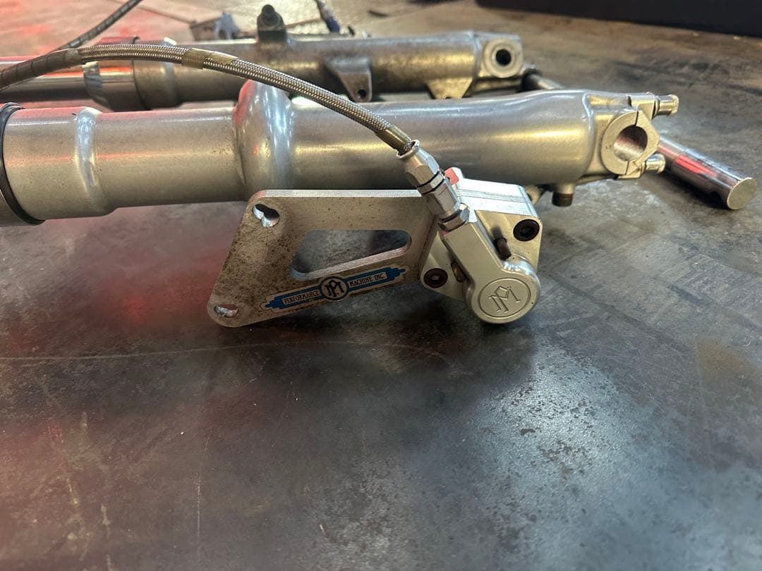 ハーレー ショベル 41 ワイド フロントフォーク パフォーマンスマシン