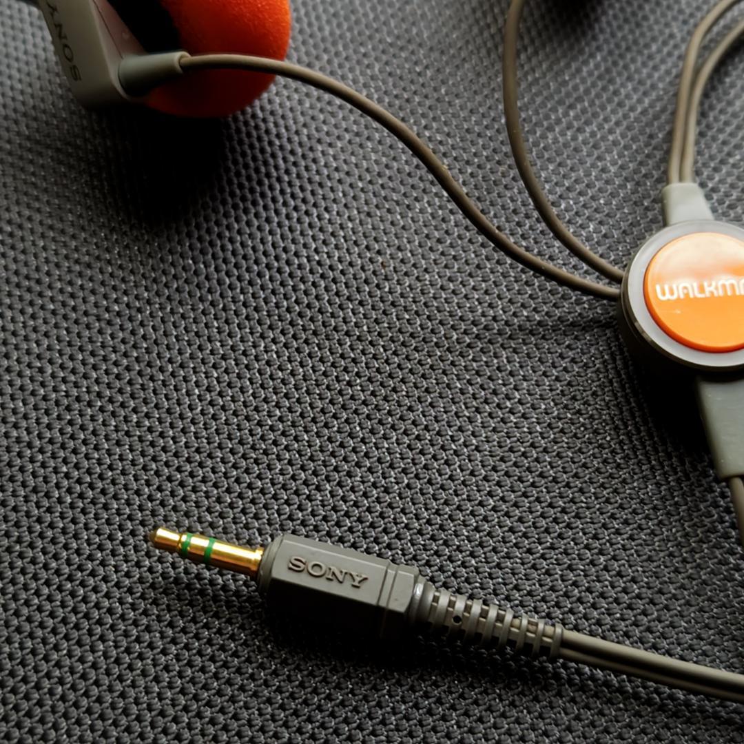 動作整備品】ソニー ステレオ ヘッドホン レトロヴィンテージ MDR-4L1S