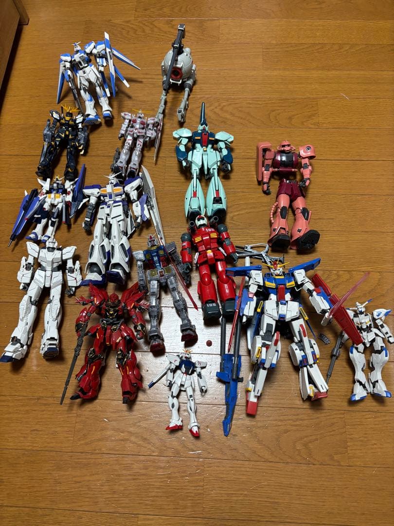 [*ン様 ガンプラ　まとめ売り　ジャンク品 完成品&ジャンク品］ガンプラまとめ売り ネ*チ様 ガンプラ ジャンク