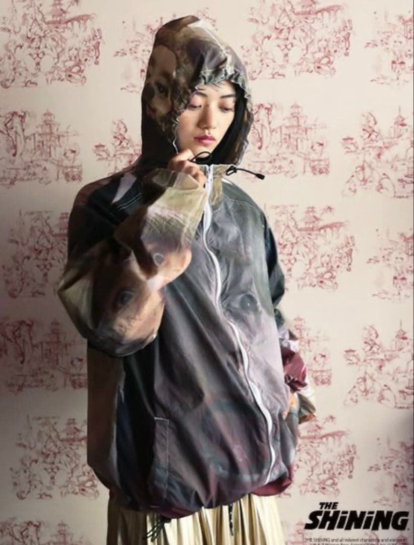 あちゃちゅむ　シャイニングナイロンパーカー AHCAHCUM あちゃちゅむ シャイニングフーディー [01-211-8601/01白]