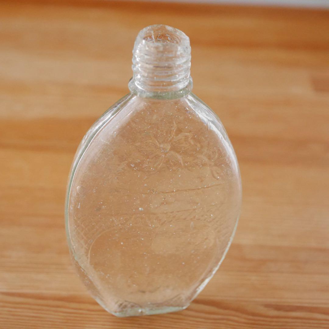 金平糖の瓶 桜 りんご ハート ガラス瓶 レトロ アンティーク 金平糖の瓶 桜 りんご ハート ガラス瓶 レトロ アンティーク