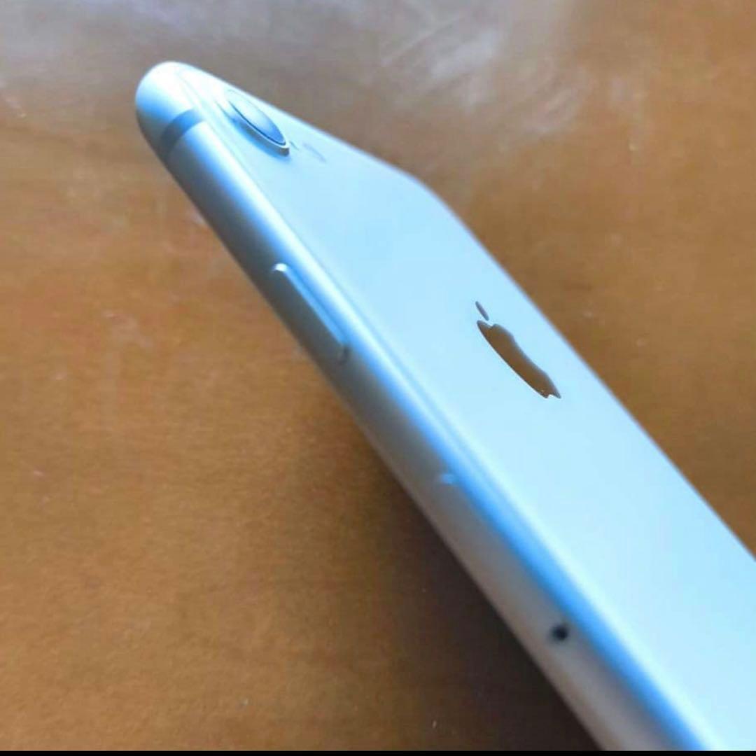 Apple iPhone 8 ホワイト 本体【64GB】