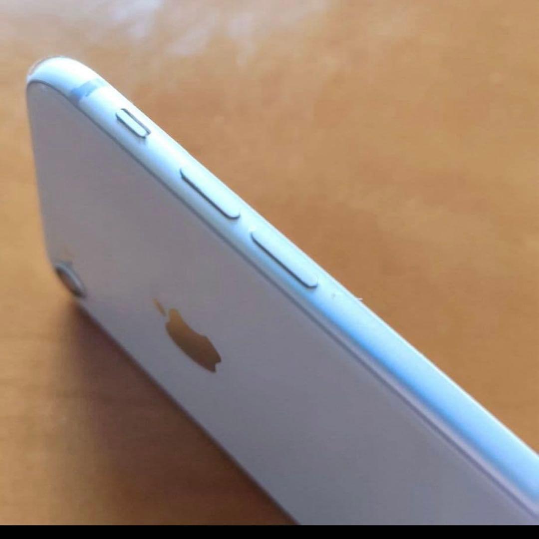 Apple iPhone 8 ホワイト 本体【64GB】