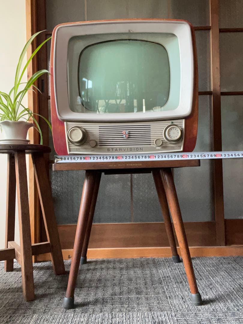 白黒テレビ 真空管 昭和レトロ アンティーク ビィンテージ - メルカリ
