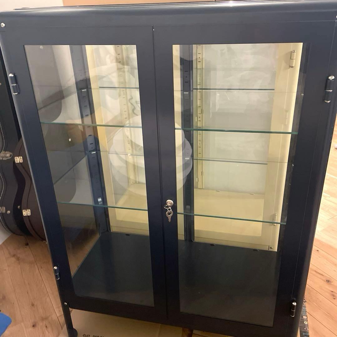 神戸市中央区引き取り限定】IKEA ファブリコール ガラス キャビネット