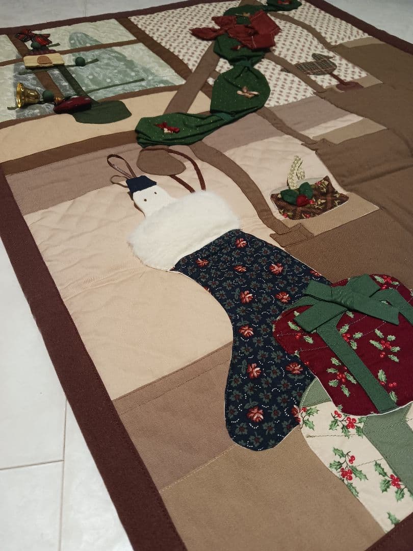 パッチワーク クリスマス 壁掛け収納ポケット MANYさんの作品