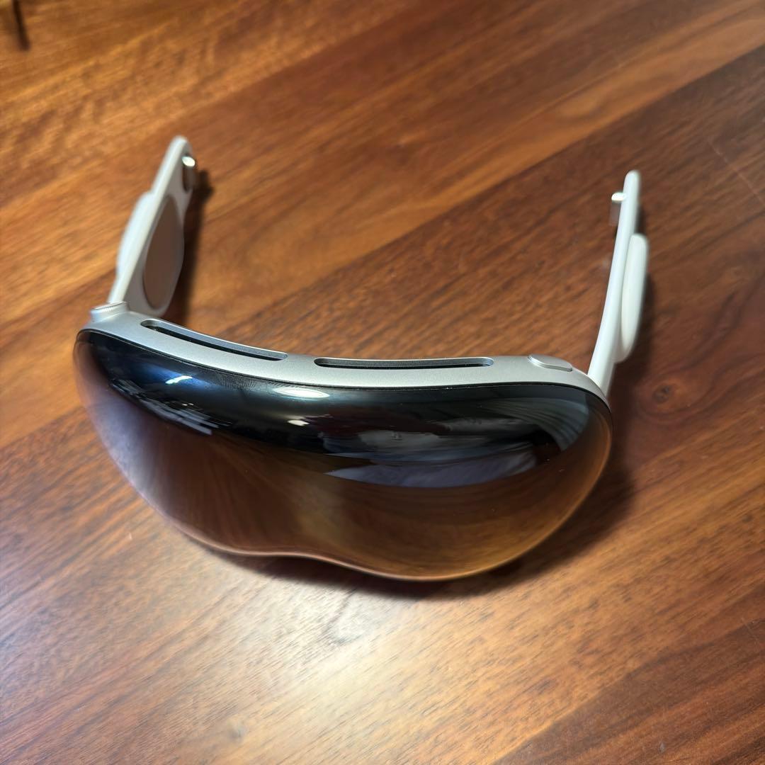 曹*楽様 Apple Vision Pro 512GB おまけ多数 - メルカリ