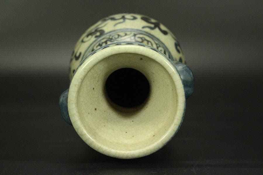 中国美術 青花 纏枝蓮花紋 双耳瓶 高29.5cm(LC136) - メルカリ