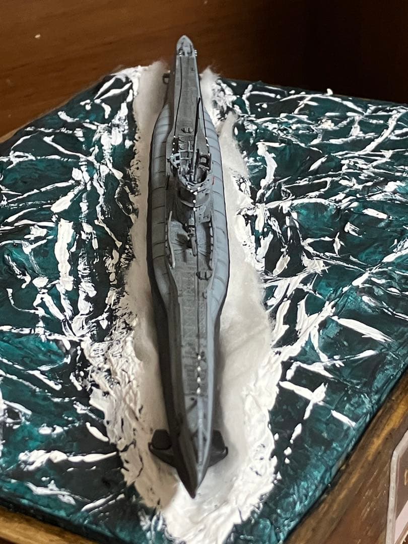 Uボート VII typeD 1/350 完成品 海上ジオラマ