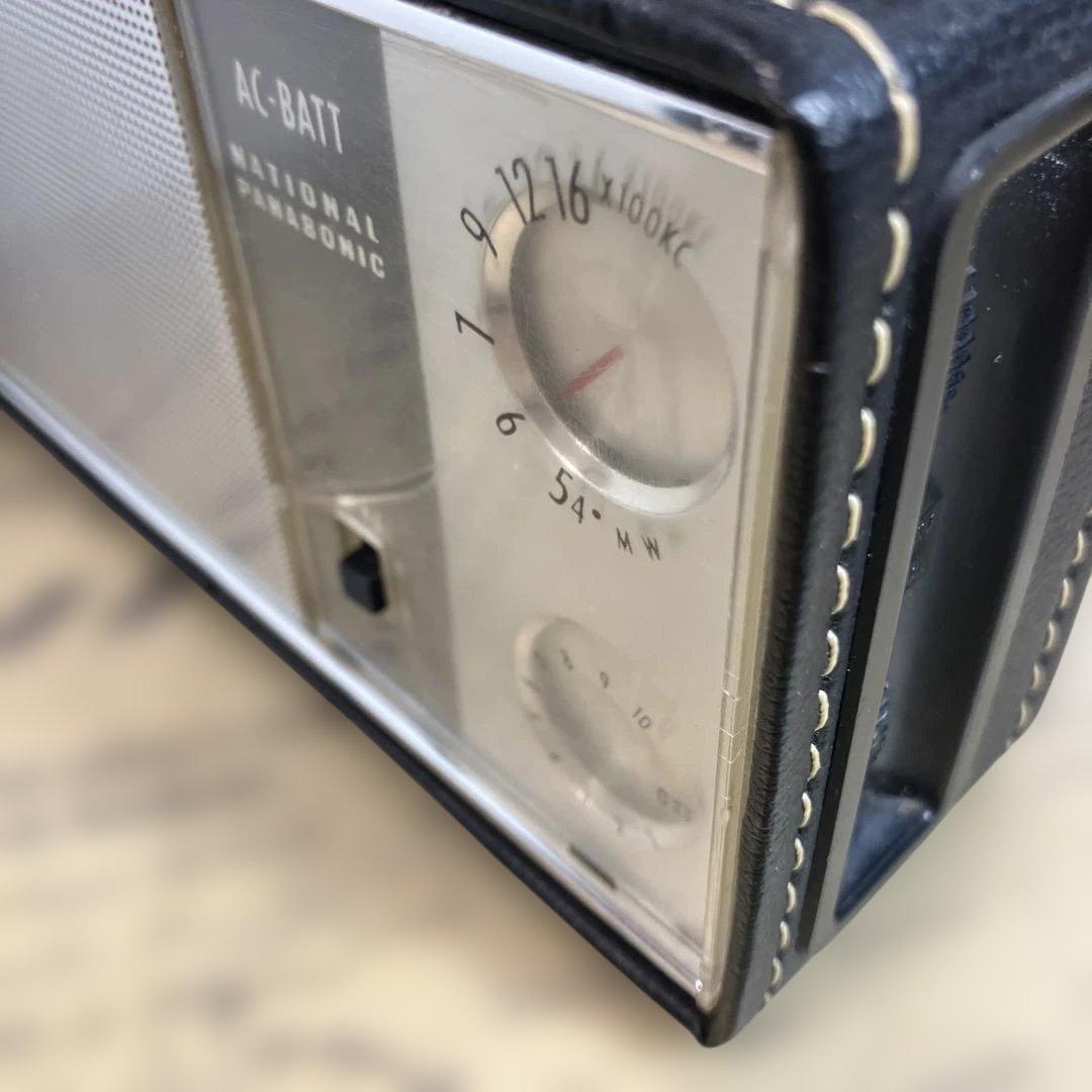 しっかりした音と造り 多分60年以上前のAMラジオ ナショナル R-135