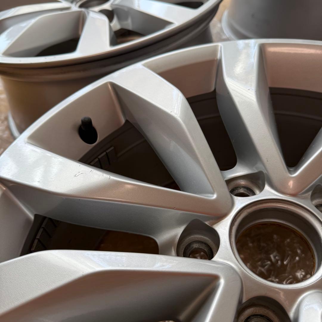 VW ザ・ビートル 5C0601025F 7-17+43 5H112 17インチ - メルカリ