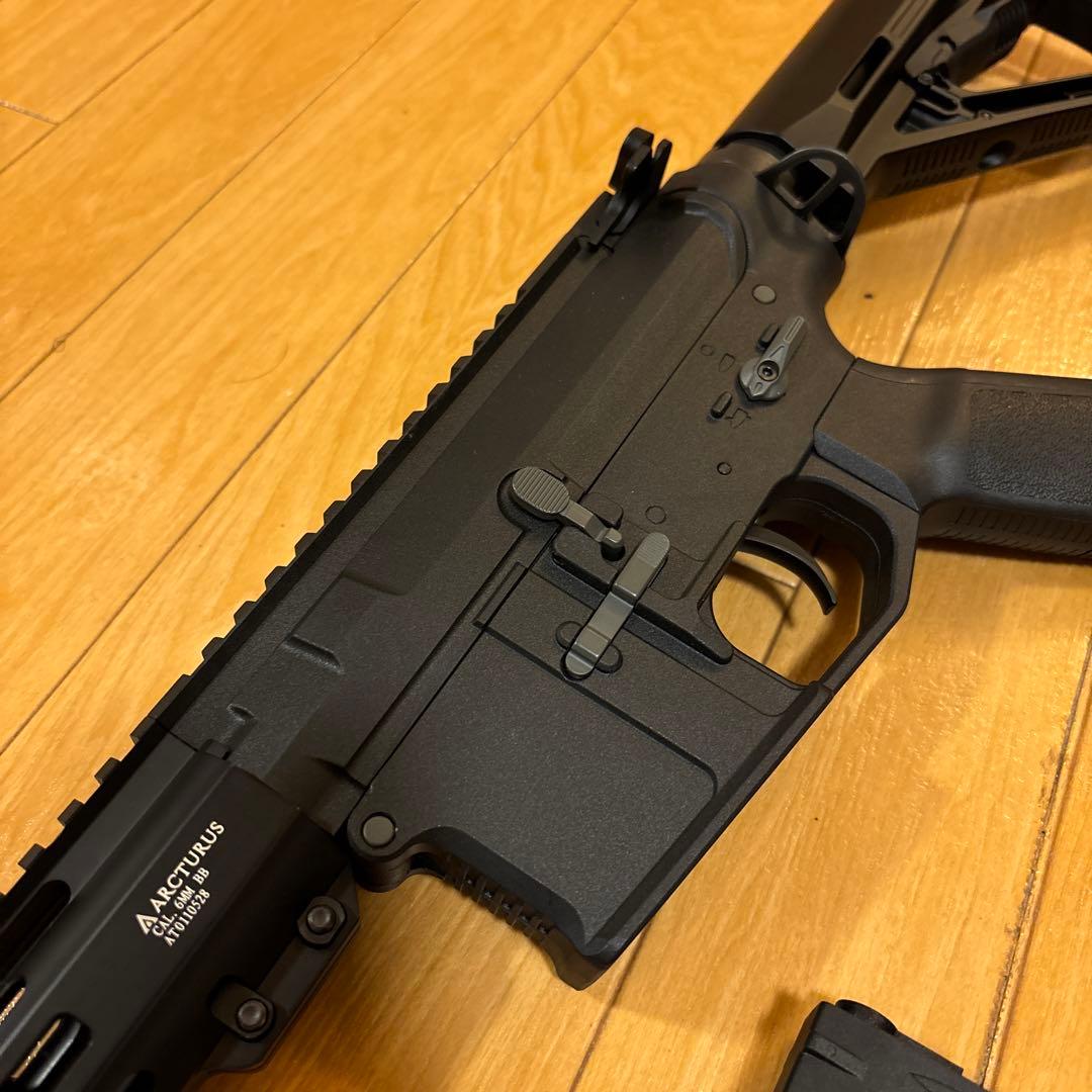 東京マルイ アークタウラス URGI MK16 13.5AEG