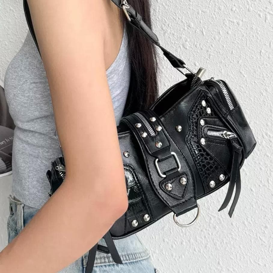 Y2K パンク 黒 スタッズ バッグ ロック系 ハンド グランジ