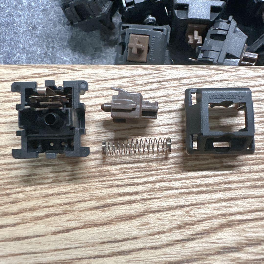 Cherry MX Mid-Vintage Browns 3Pin 105個+1 - メルカリ