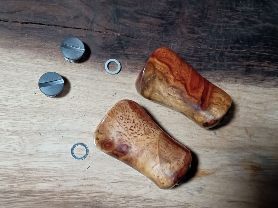 花梨ノブ 紅白 シマノ ダイワ リールノブ ハンドルノブ ダブル ベイト