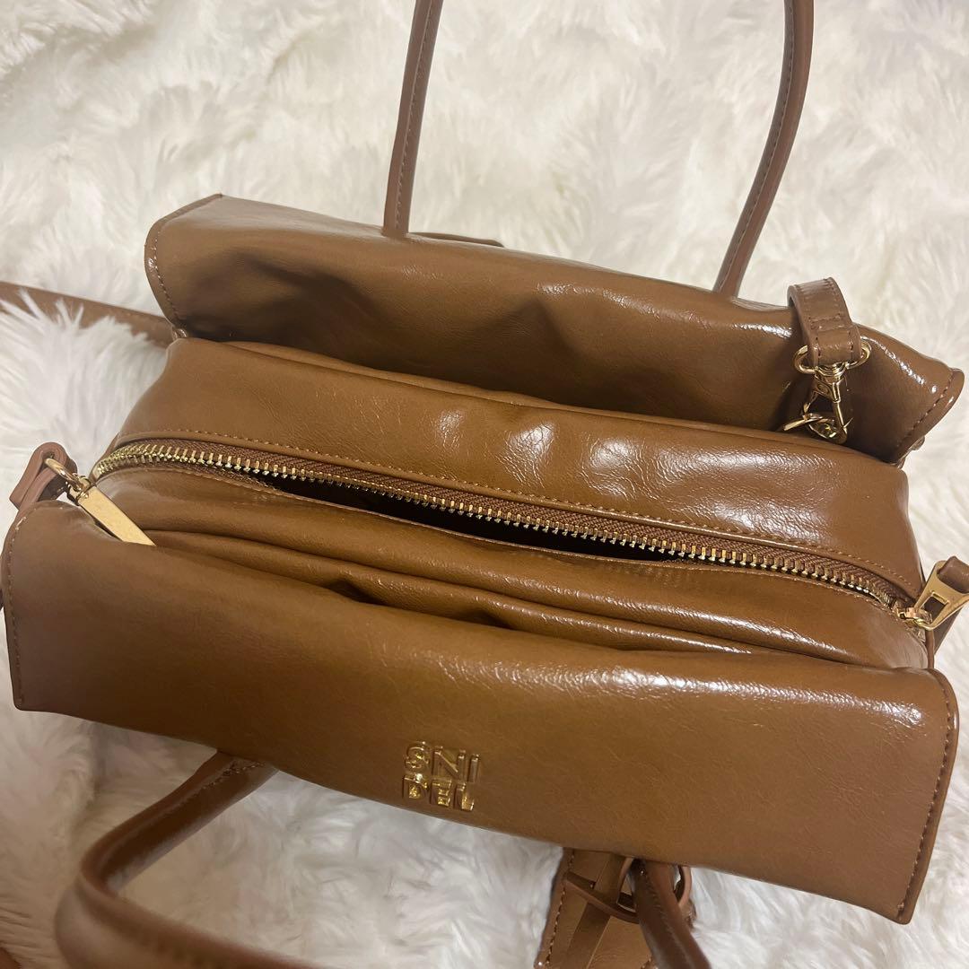 SNIDEL スナイデルブラウン ロゴありショルダーバッグ 完売品☆ 早い者