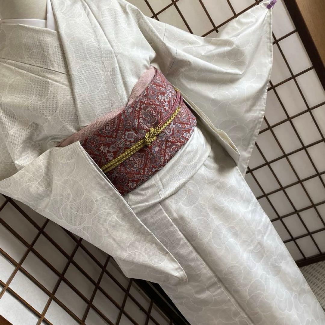 値下げ 本場大島紬 白大島 重ね梅 しつけ付き未着用 ゆったりサイズ