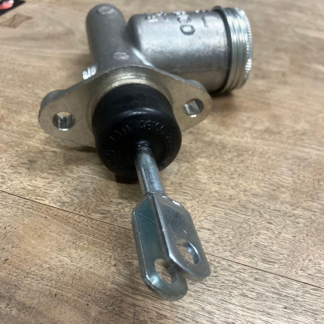 希少フェアレディSP310 クラッチマスターASSY新品未使用　日産純正の完品