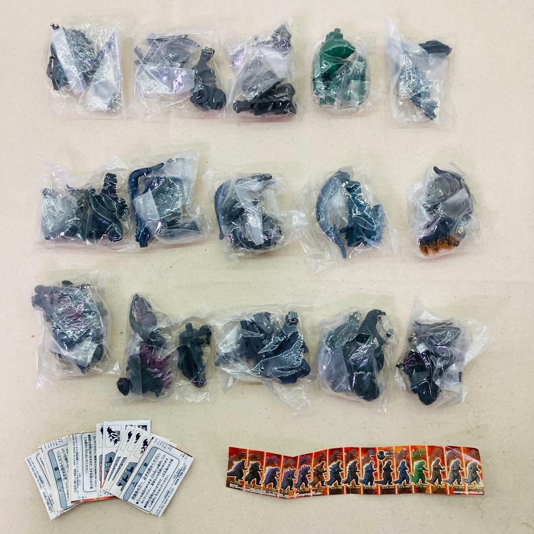 バンダイ　ゴジラクロニクル　50th　1954-2004　15種　コンプ HG ゴジラクロニクル 50th 1954-2004 全15種フルコンプセット【絶版