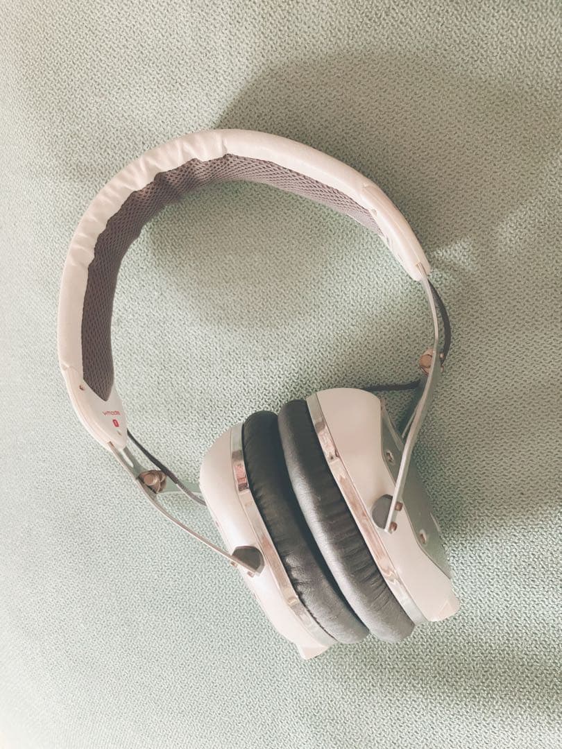 V-MODA DJヘッドホン ケース付き 定価半額以下 V-MODA DJヘッドホン ケース付き 定価半額以下 V-MODA DJヘッドホン