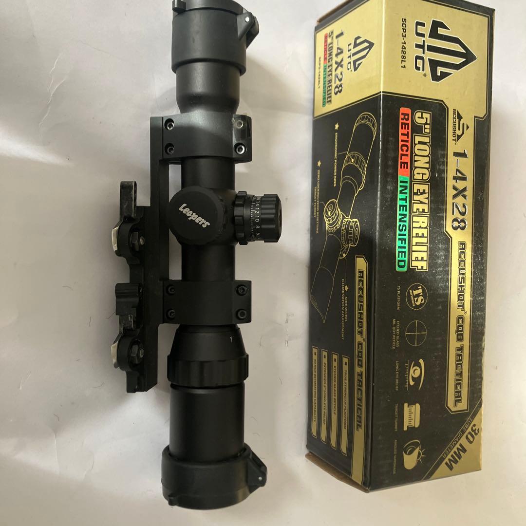 UTG Accushot CQP Tactical 1-4X28 Leapers - メルカリ