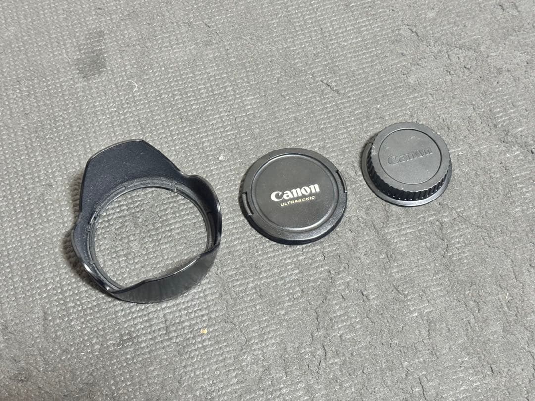 【美品】Canon EF-S 18-200mm F3.5-5.6 IS