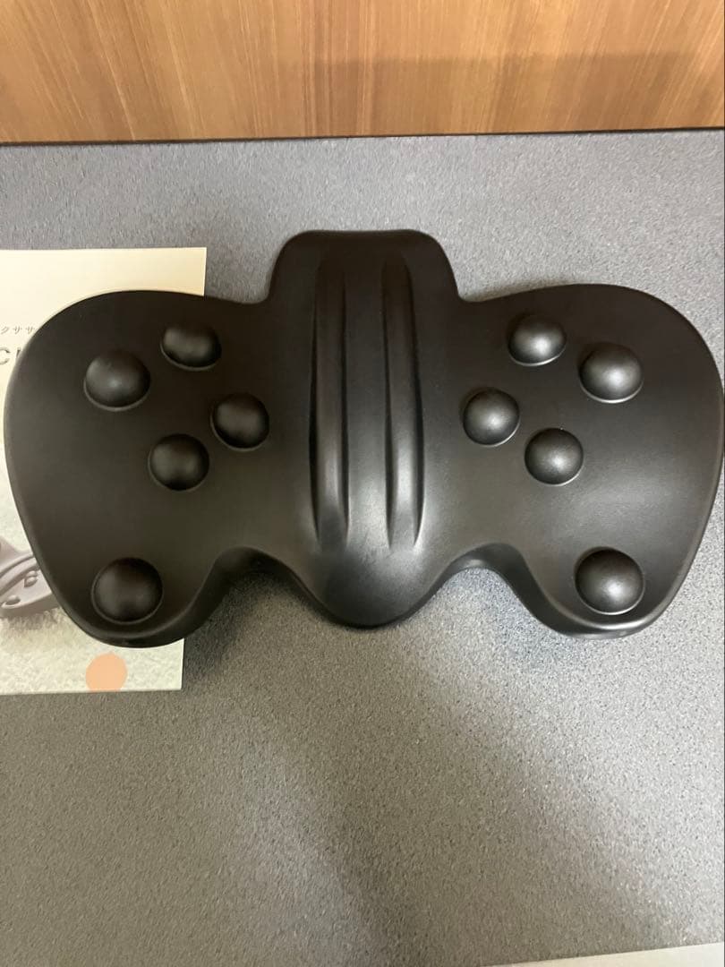 RAKUNA 整体　ヒップパッド　マッサージ