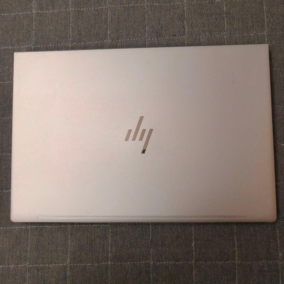2024年2月 美品 HP 驚速12世代i5 1235u 32GB 新品1TB