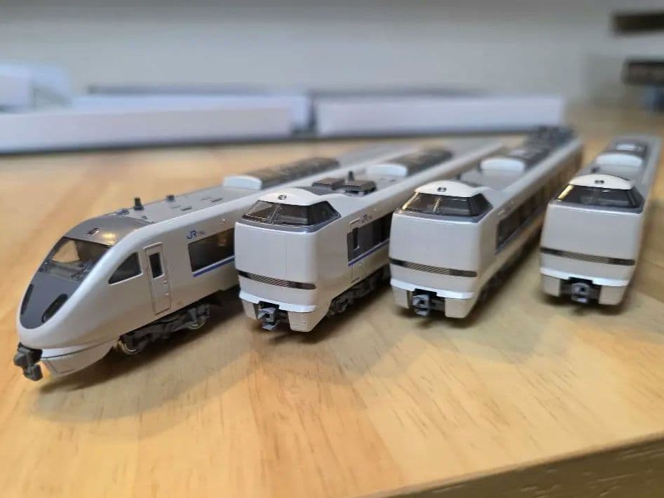 KATO 683系 サンダーバード 9両編成セット KATO 683系2000番台「サンダーバード」(リニューアル車) 増結編成3両