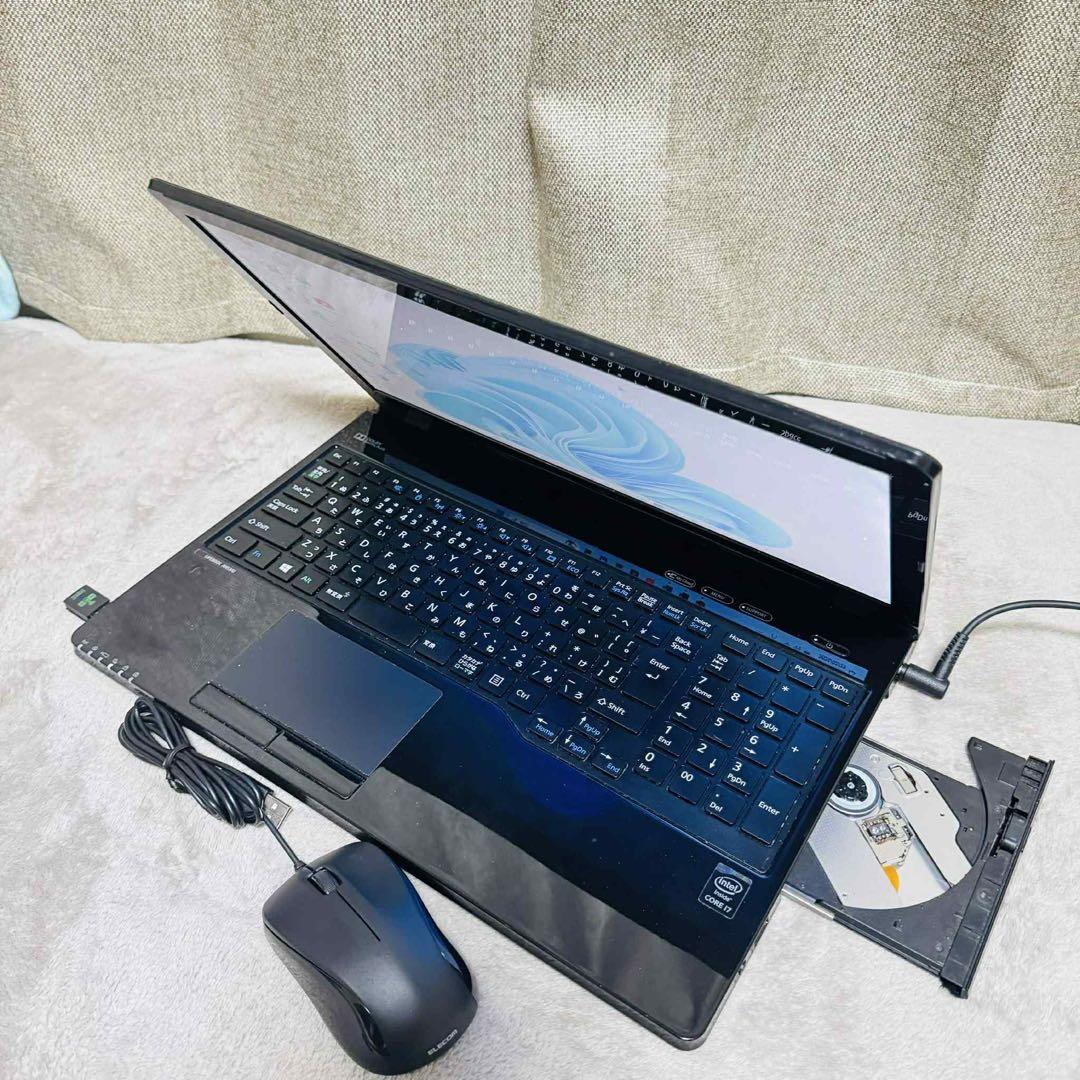 S290 FujitsuノートパソコンWEBカメラ i7メモリ8G高速Win11 - メルカリ