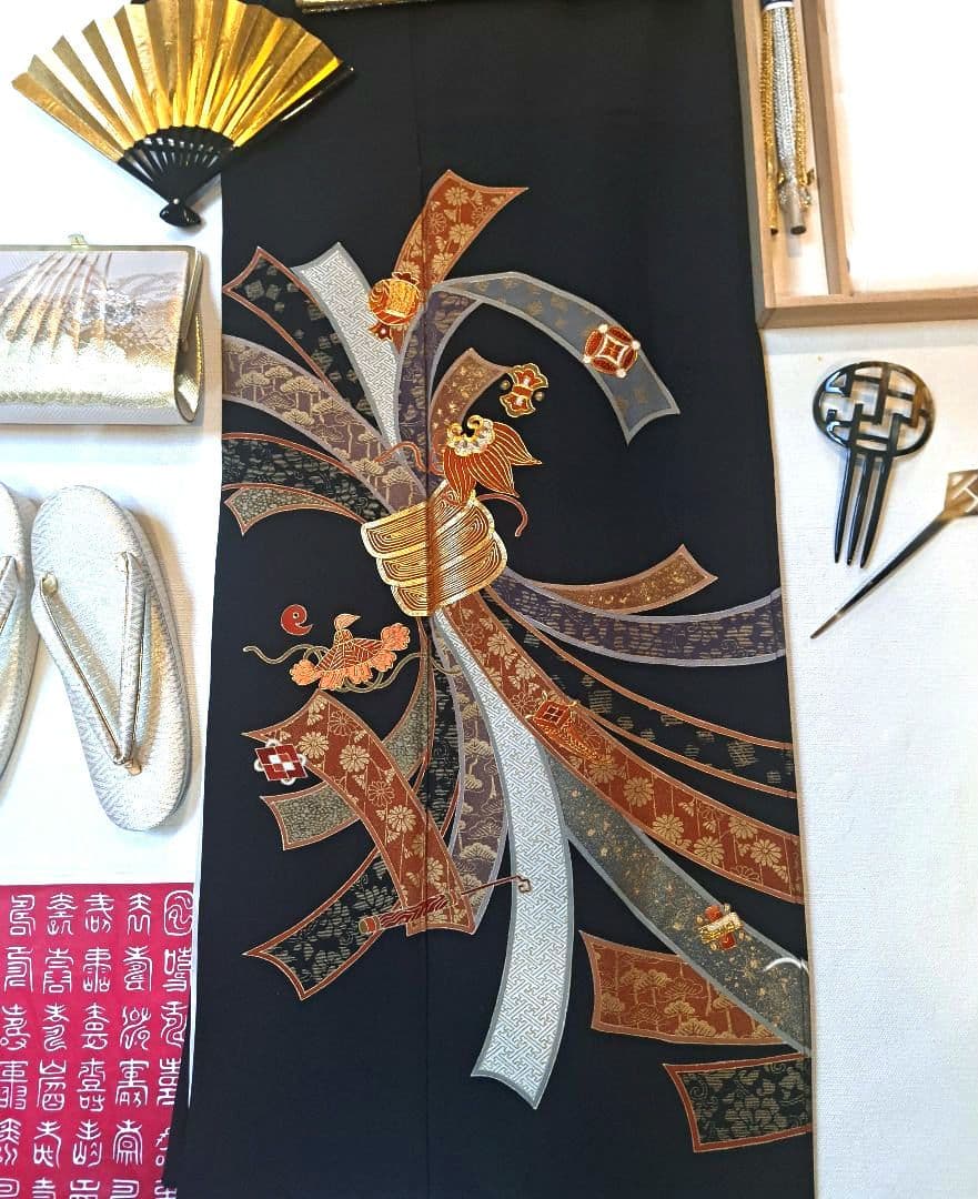 美品❇️豪華金彩手描き駒刺繍 黒留め袖 比翼仕立て 五つ紋 フルセット