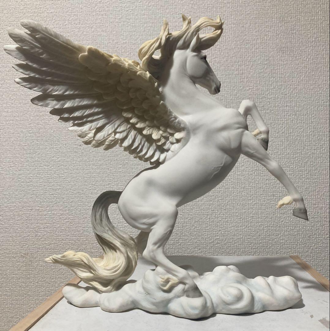 Veronese Design リアリングペガサス樹脂彫刻 ハンドペイント