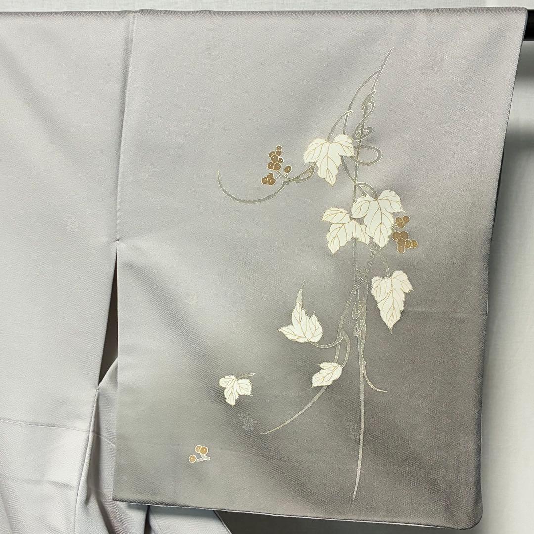 D212 訪問着 蔦の葉 グレー 一つ紋 正絹 着物 袷 極美品 - メルカリ