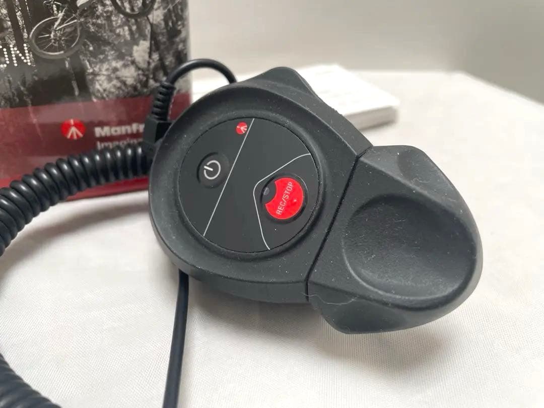 Manfrotto リモートコントロール パナソニックランク 002 Manfrotto Clamp-On Zoom Remote Control for LANC and MVR901ECPL