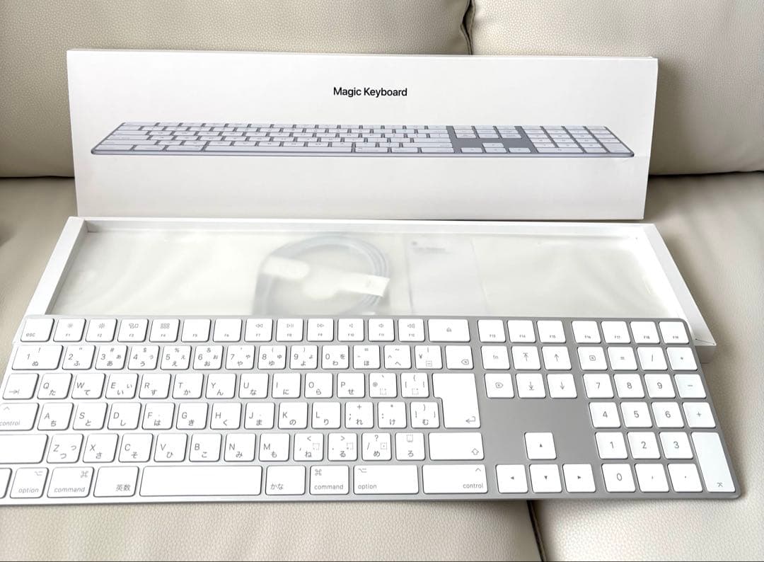 ほぼ未使用 Apple Magic Keyboard テンキーMQ052J/A - メルカリ
