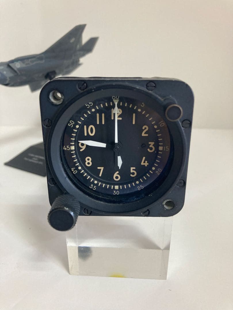 ミニチュア戦闘機とコックピット時計(不動) - メルカリ