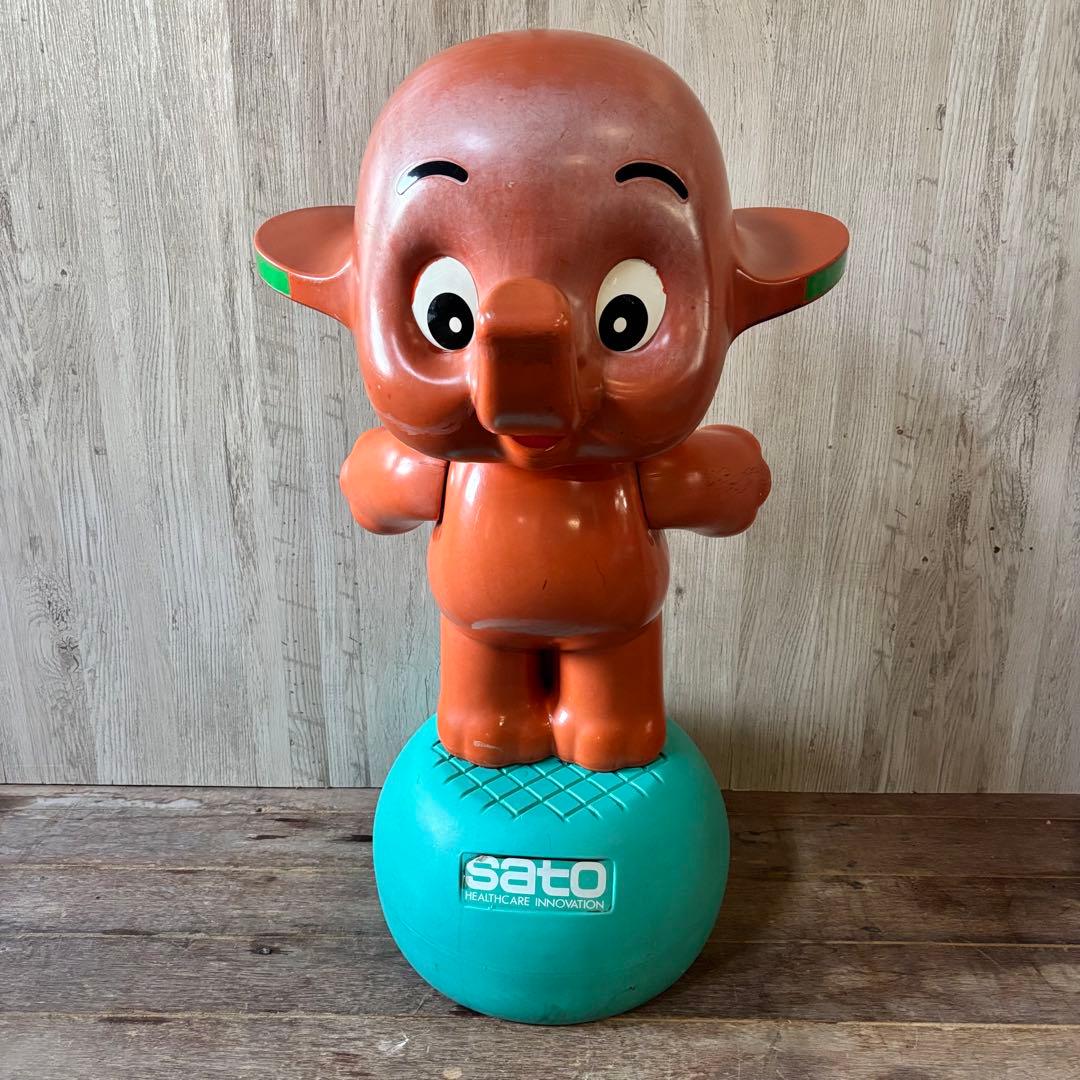 ② 等身大 サトちゃん人形 置物 高さ95cm SATO製薬 サトちゃん - メルカリ