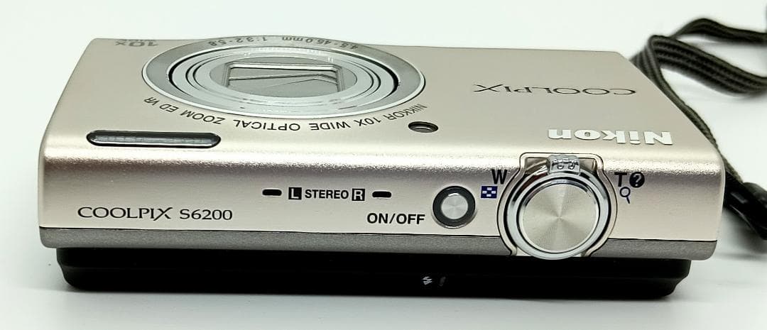 Nikon COOLPIX S6200 Silver 16.0MP 充電器付き