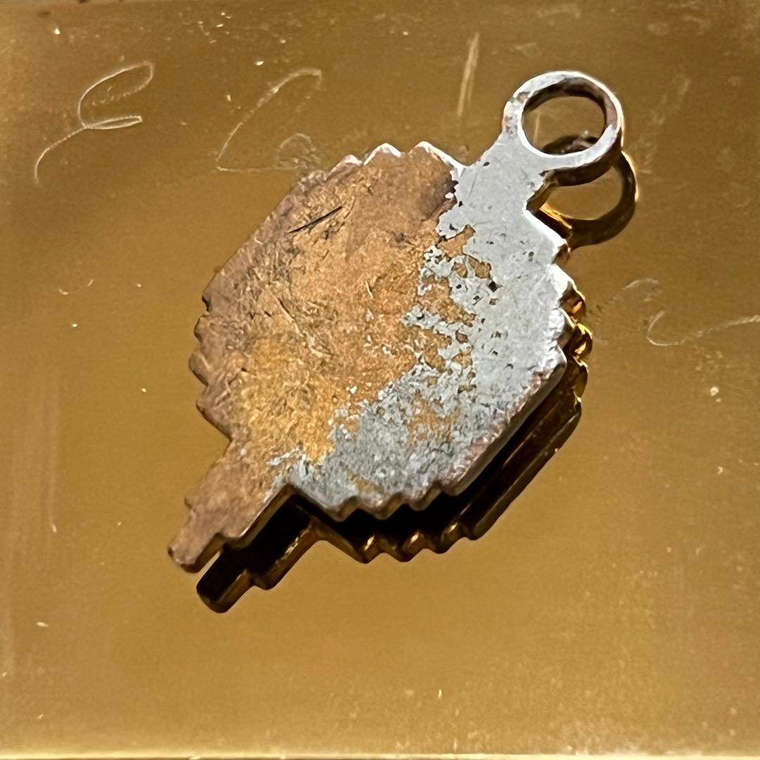 カレッジリング金ゴールド黒ネックレストップ社章ピンズ40sバッジ