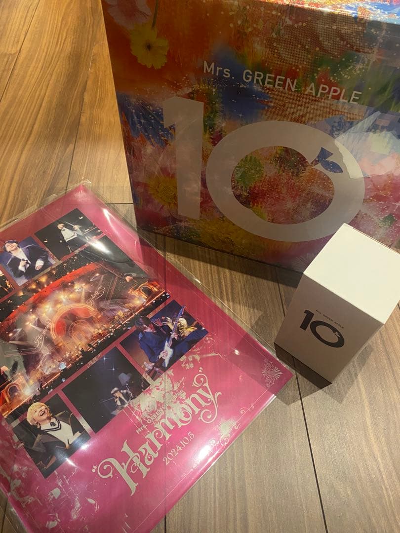 ミセスグリーンアップル　10 【10&Harmony complete box】 10 [10 & ❝Harmony❞ Complete Box][CD][+Blu-ray][+GOODS] – Mrs
